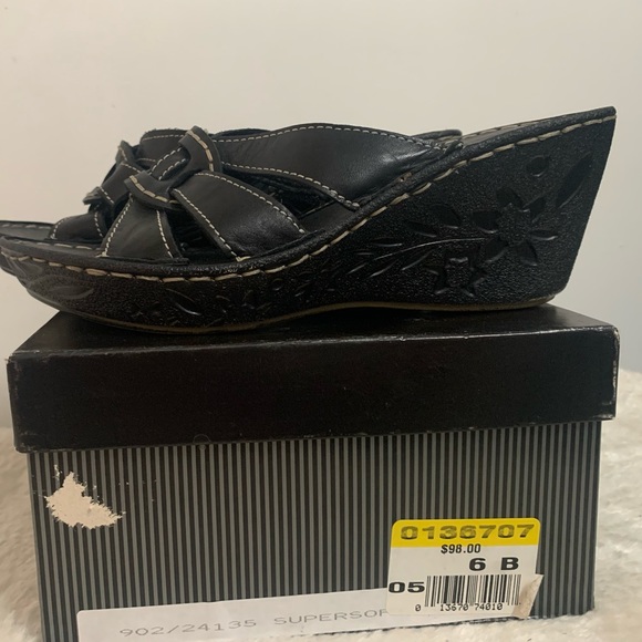 Browns Vita Leather Wedge Sandal - Picture 5 of 8